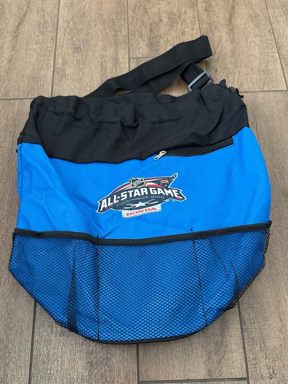 NHL 2015 All Star Game Columbus Ohio Blue & Black Canvas Round Tote Bag